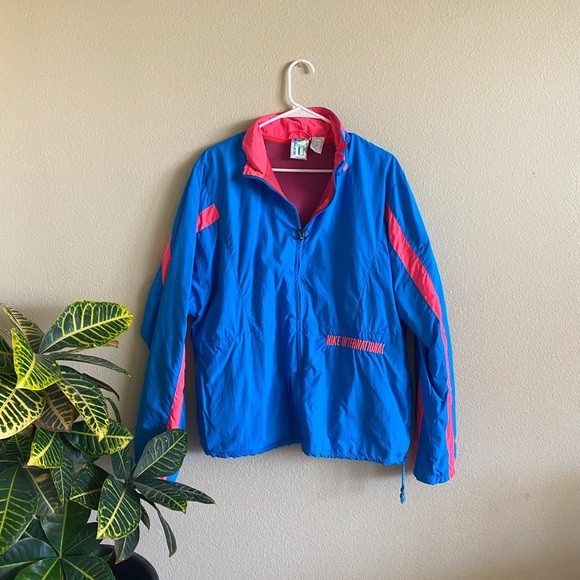 VTG Nike Windbreaker - Picture 5 of 13